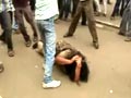 Video : How Congress protestors assaulted a policewoman