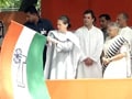 Video : After Modi's 'rescue' act, Sonia flags off relief mission today