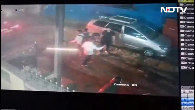 पूर्व क्रिकेटर यूसुफ पठान के ससुर और साले गिरफ्तार, सामने आ गया CCTV फुटेज