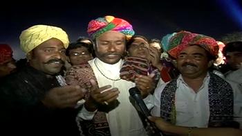 Folk singers wish Team India