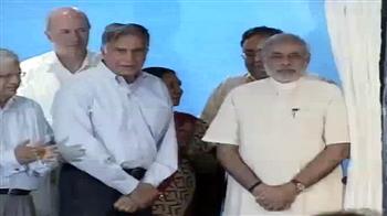 Ratan Tata, Modi inaugurate Gujarat Nano plant
