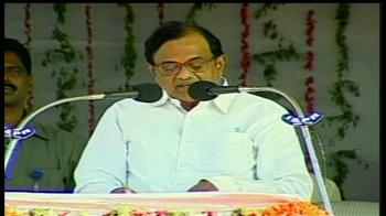 Chidambaram offers prayers at Tirumala