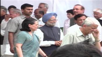 सुप्रीम कोर्ट के निर्देश पर पीएम खफा सुप्रीम कोर्ट के निर्देश पर पीएम खफा