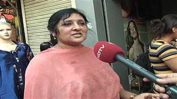 महंगाई : नितिन खुराफाती पब्लिक के बीच महंगाई : नितिन खुराफाती पब्लिक के बीच