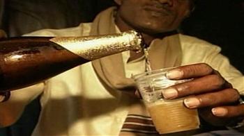 Video : Andhra Pradesh earns big bucks from liquor
