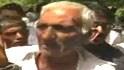 Videos : Retired principal throws shoe at Jindal