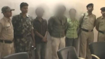 अफसर के बेटे ने किया गैंगरेप अफसर के बेटे ने किया गैंगरेप