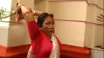 Cong MLC's flower-pot attack in Bihar