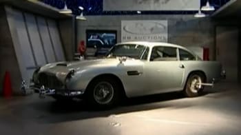 Video : 007's Aston Martin sells for 2.6 million pounds