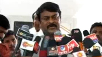 Video : Blood shed for Chiranjeevi
