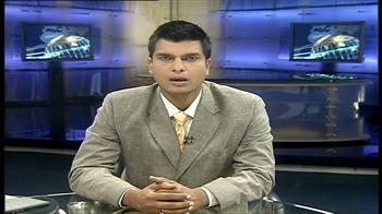 सरकारी अफसरों पर निशाना