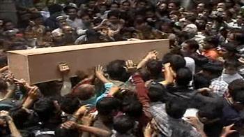 Srinagar: Curfew-like situation as protests continue