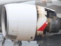 Video : Qantas: Parts of engine fell off