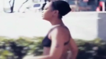 Badu gets fine, probation for Dallas nude walk