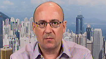 Valuations make investors cautious