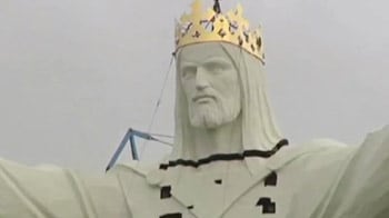 Video : Poland's massive Jesus statue
