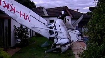 Plane crashes in Oz house backyard
