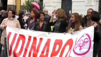 Video : Protests in Italian town over ban on miniskirts