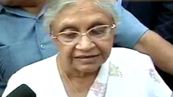 खस्ताहाल है दिल्ली खस्ताहाल है दिल्ली