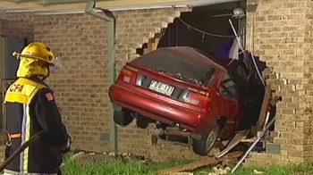 Video : Car crashes into Oz man's bedroom, lands on bed
