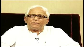 Left Front completes 33 years in West Bengal