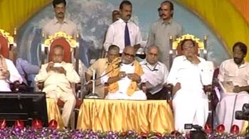 Video : Karuna lords over Tamil language meet