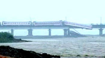 Watch: Passengers scramble off toppling China train