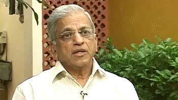 The man who's investigating 2G lapses