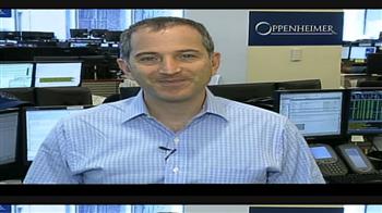 The battle of smartphones: Apple vs The Rest