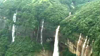 Tracking the monsoon: On top of the world