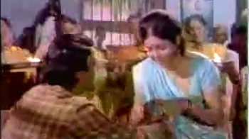 Behna ne bhai ki kalaai pe