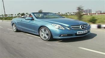 बाजार में आई टॉपलेस मर्सिडीज़