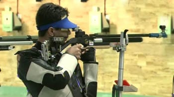 Video : 2 Golds and 2 silvers on Day 1 of shooting