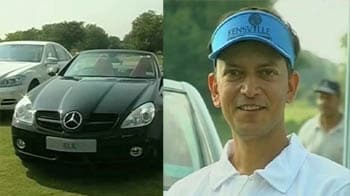 Video : Amateur golfer wins Merc for hole-in-one