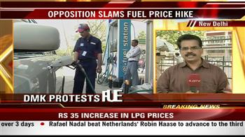 Ally DMK protests against fuel price hike