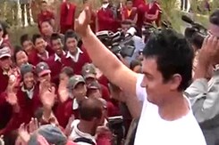 Aamir hopes 'all is well' in Leh Aamir hopes 'all is well' in Leh