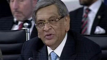 MEA summons Australian envoy over racist email scandal