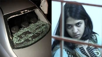 Video : Girl in Mercedes hits 10 vehicles, gets bail