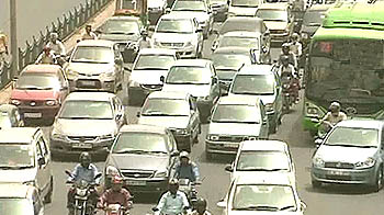 दिल्ली में ब्लू लेन बनेगी लाइफ लेन!