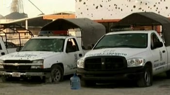 Video : Entire police force of a Mexican town quits