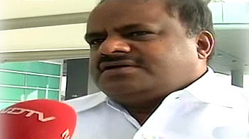 मंत्रिमंडल दे इस्तीफा : कुमार स्वामी मंत्रिमंडल दे इस्तीफा : कुमार स्वामी