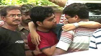 Three days after train mishap, search still on