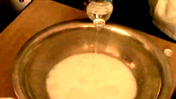 ये दूध मत पीना