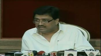 चव्हाण का झूठ पकड़ा गया