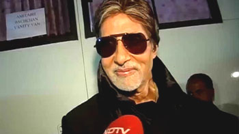 Big B heaps praise on designer KJo