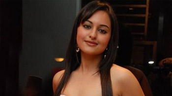 350px x 196px - Night Out: Sonakshi, the next Sheila?