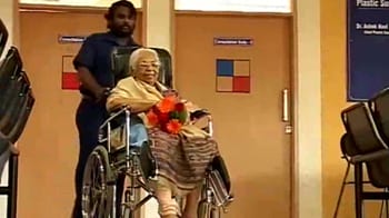 Video : Bangalore: Free treatment for 100 retired teachers