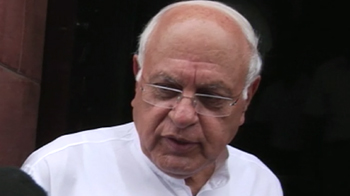 Shoe attack puts Omar in 'elite club': Farooq