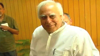 2G scam: Kapil Sibal likely to get Telecom portfolio, say sources