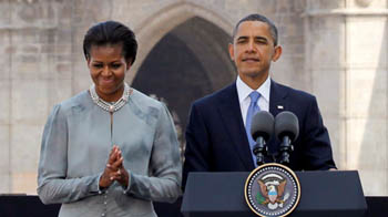 Obama quotes Nehru, mentions Gandhi in speech at Taj Hotel